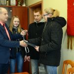 Gmina Żukowo: osierocone rodzeństwo otrzymało klucze do mieszkania