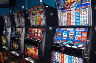 Policjanci z Kartuz zajęli automaty do gier hazardowych