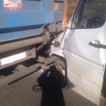 Wypadek w Lniskach: bus uderzył w ciężarówkę [ZDJĘCIA]