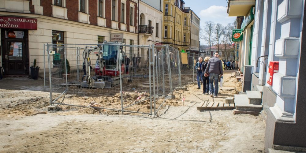 Betonowanie deptaku w Kartuzach zaczyna się już w środę 16 maja fot. E.Lejk / zKaszub.info