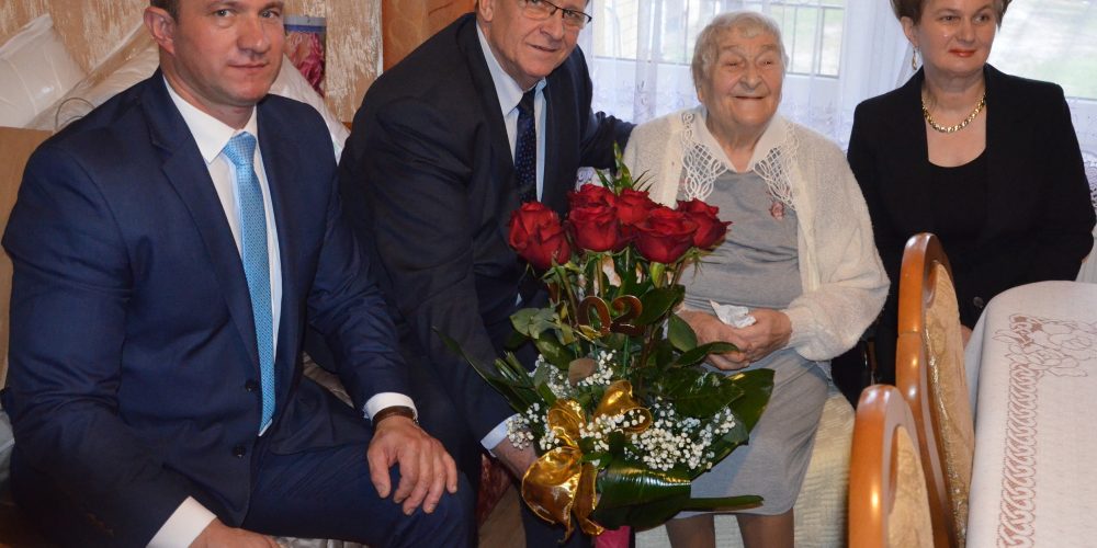 Najstarsza mieszkanka powiatu, Anna Drywa świętowała 102. urodziny