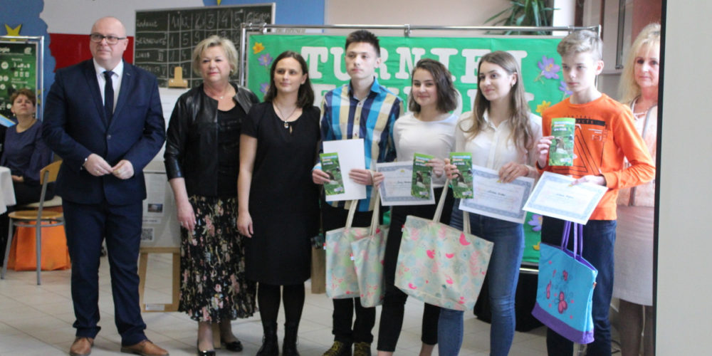 Zwycięzcy Międzyszkolnego Turnieju Językowego "English und Deutsch Masters" 2019 - drużyna z SP Przywidz