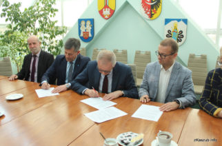 Podpisano umowę na budowę hali i łącznika przy ZSP Przodkowo