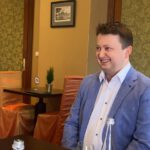 Rozmowy w Perełce – Krzysztof Rek: „Są samorządy w pow. kartuskim, gdzie zmiana na stanowisku włodarza byłaby potrzebna…”