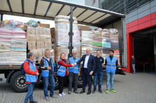 Żukowo. Francuzi przekazali dary dla uchodźców. Burmistrz: „Razem możemy więcej…”