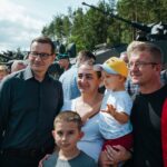 Premier na Pikniku Wojskowym w Stężycy: „Polacy muszą być gospodarzami we własnym domu…”