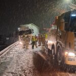 Pierwsze skutki śnieżycy na drogach pow. kartuskiego