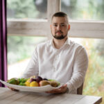 Filip Głowiński: „Wiele osób błędnie uważa, że dieta dotyczy jedynie tych, którzy pragną schudnąć…”